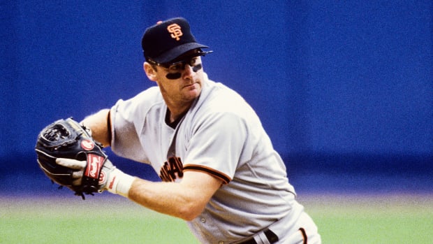 SF Giants third baseman Matt Williams in action at the plate against the New York Mets at Shea Stadium. (1996)